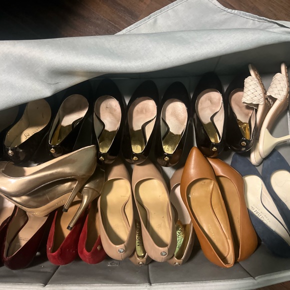 *WELL WORN* Used Pumps Petite size 4/34 - Picture 6 of 9